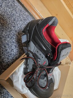 Pracovní boty vel. 40 - 2