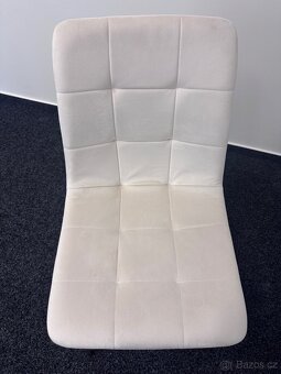 Semišová židle - 2