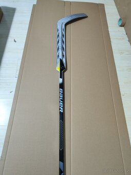Brankárska hokejka Bauer Supreme SHADOW - 2