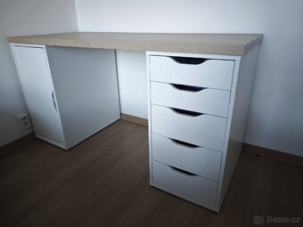 Psaci stůl IKEA - 2