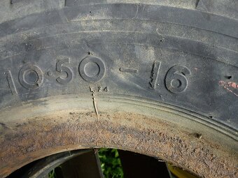 Tatra 805 2x pneu - 2