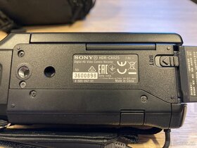 Kamera Sony HDR-CX625 s příslušenstvím - 2