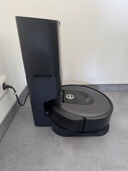 iRobot Roomba i7 Plus - 2