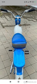 Krásný moped ss22 - 2