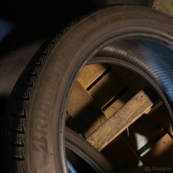 Letní pneu 245/40 R19 94W Bridgestone 3,5-4mm - 2