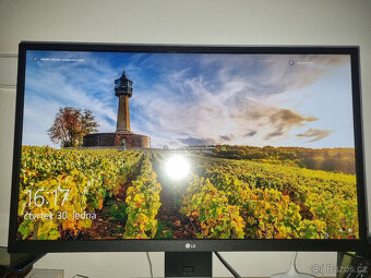 27" LG UHD 27UL500-W - 2
