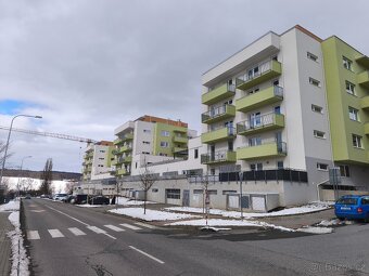 Pronájem garážového stání - 2