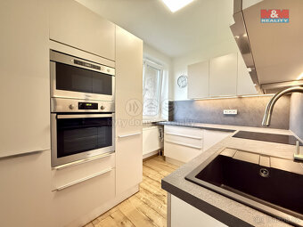 Pronájem bytu 3+1, 90 m², Šonov - 2