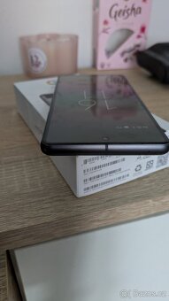 Google pixel 7 , ještě v záruce. - 2