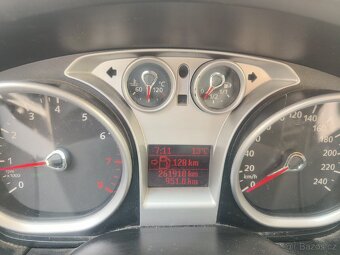 Ford Focus 2 (2011) - 2