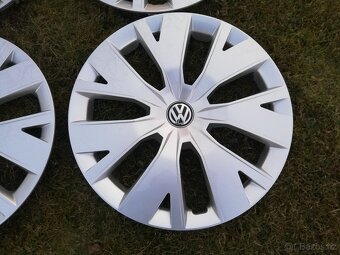 original poklice VW 16" nové - 2