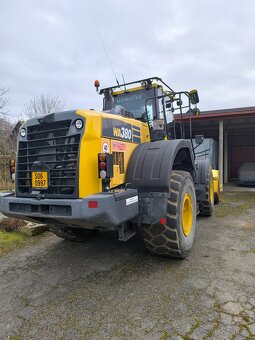 Nakladač Komatsu WA380 - 2