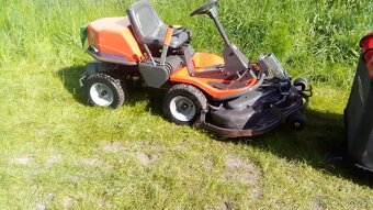 Zahradní traktor rider Husqvarna - 2