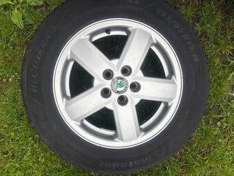 Alu 195/65 r15 škoda Octavia - 2
