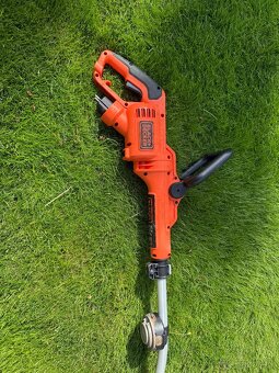 Prodam strunovou sekacku Black+Decker elektricka - 2