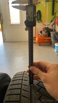Celoroční pneu Continental 235/35 R19 91W - 2