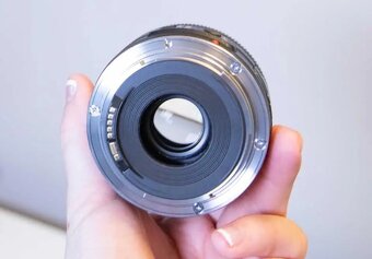 Canon 24mm f/2.8 IS USM - 2