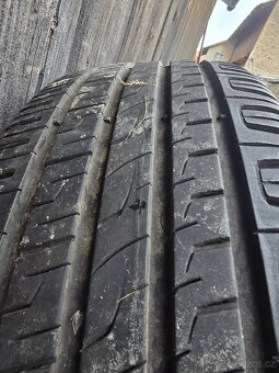 Lita kola 5x108 215/55r16 letni - 2