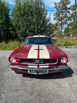 Ford Mustang FastBack - 2