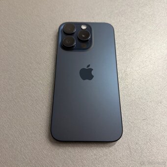 iPhone 15 Pro 256GB blue titan, 12 měsíců záruka - 2