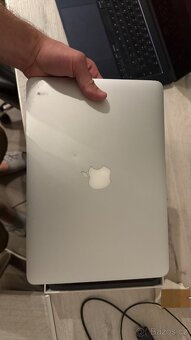 MacBook Pro 13” Retina (Early 2015) – s krabicí a nabíječkou - 2