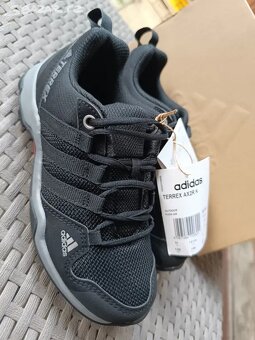 Nove dětské boty Adidas Terrex vel. 31 - 2