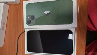 Apple iPhone 13 128GB Green,skvělý stav,baterie88%,zár.12mes - 2