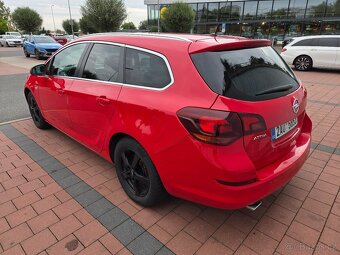 Opel Astra Sports Tourer 2.0CDTI, 121kW - 2