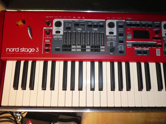 Clavia Nord Stage 3 HP 76 klavírní syntezátor varhany s pouz - 2