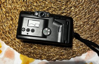 Canon Sure Shot 105 zoom S - 2