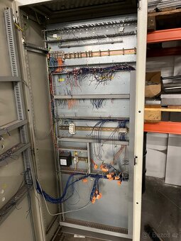 Skříňový rozvaděč - 2