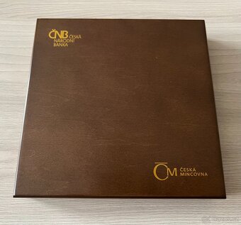 Sada oběžných mincí 2016 proof - dřevěná etue - 2