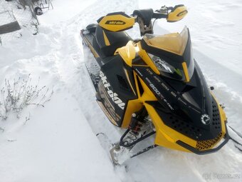 Ski-doo MXZ 800.doklady ČR - 2