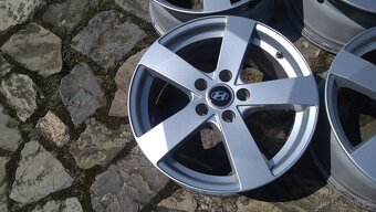 prodám al kola 17 5x114,3 na HYUNDAI - 2