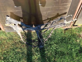 Yamaha DT 125 R rám - 2