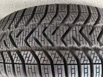 185/60/15 zimní pneu PIRELLI 8mm - 2