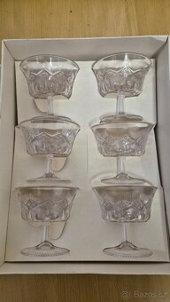 Poháry na zmrzlinu,dezerty,plastové,retro - 2