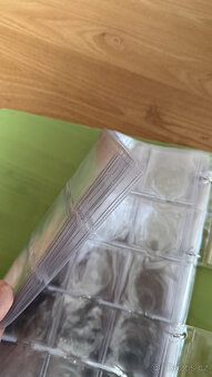 Sběratelské album/pořadač s listy na mince (až 200 mincí) - 2