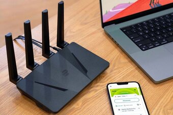 Výkonný domáci Wi-Fi 6 router s VPN - ExpressVPN Aircove - 2