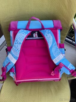 Školní aktovka McNeill - 2