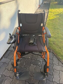 Prodám skládací elektrický invalidní vozík - 2
