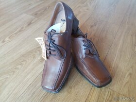Nové kožené boty na šněrování - 2