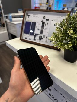 iPhone 13 Pro 128GB Zlatý Záruka - 2