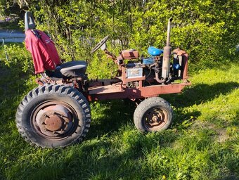 Malotraktor domácí výroby - 2
