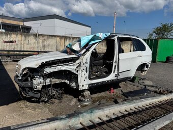 Bmw x5 3.0D 173 kw - prodej celek - 2