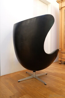 Židle Egg, Arne Jacobsen, Fritz Hansen, původní a první maji - 2