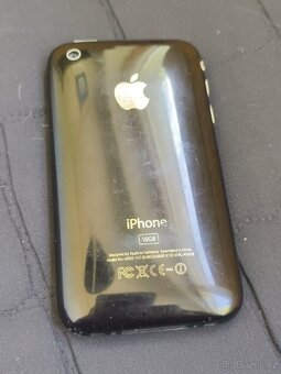 Apple iPhone 3GS 16GB - 2