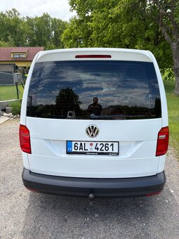 VW caddy 2.0 TDI 75KW r.v2017 druhý majitel - 2