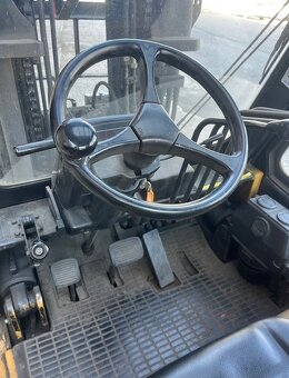 Caterpillar DP50 - 2