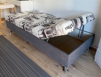 Válenda s úložným prostorem a polohovací matrací š.90cm - 2